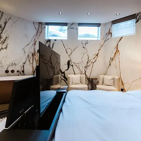 Villa335 Boutique 住宿加早餐酒店 4*